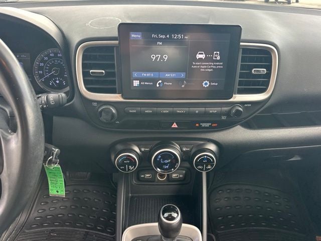 2022 Hyundai Venue SEL