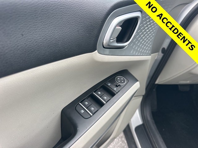 2020 Kia Soul LX 29/35 City/Highway MPG