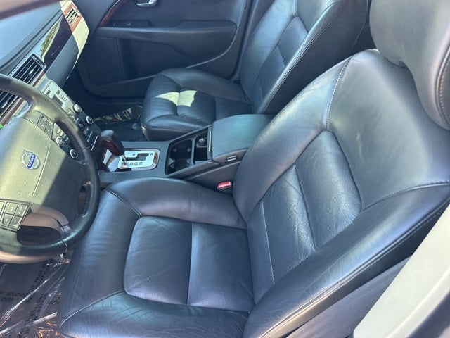 2008 Volvo V70 3.2