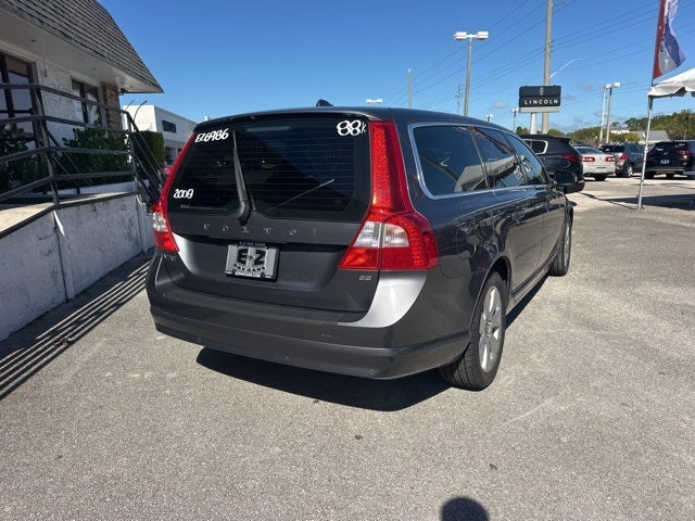 2008 Volvo V70 3.2